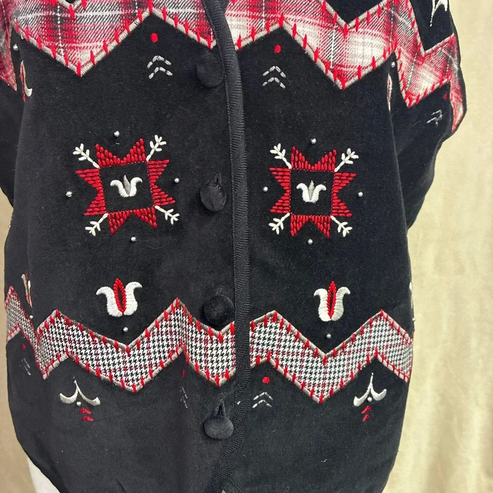 Vintage 90s Stephanie K Koret Holiday Vest Velvet Embroidered Snowflake M